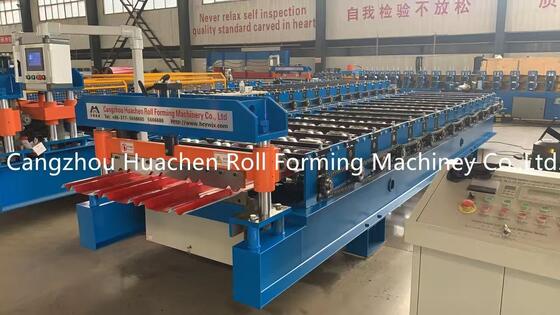 Equipamento de moldagem de chapas metálicas galvanizadas de alta velocidade de 15 a 20 m/min com máquina de moldagem de chapas de revestimento de telhado de corte hidráulico