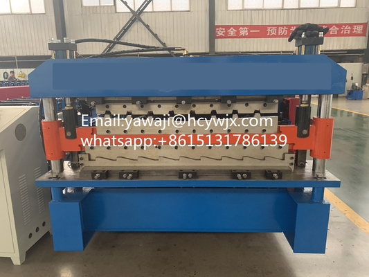 1250 mm Largura do material Máquina de moldagem de rolos de dois decks com 380v 50Hz 3 fases Sistema elétrico