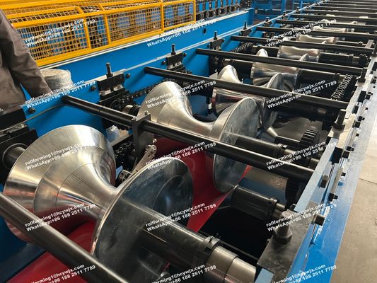 Máquina automática de moldagem de rolos de tampa de cascalho, máquina de fabricação de telhas de telhado, corte hidráulico