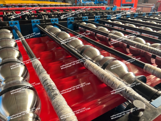 Rolo de formação da dupla camada de 18 estações que forma a máquina para os painéis de parede do telhado do metal