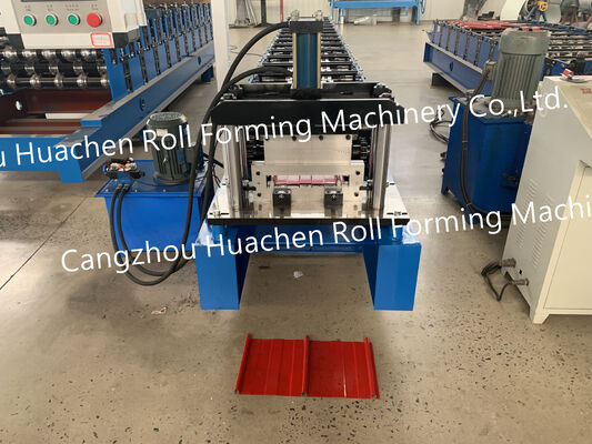Uma máquina de fabricação de telhas/máquina formadora de painel de telhado que usa processo de laminação de bobina de metal