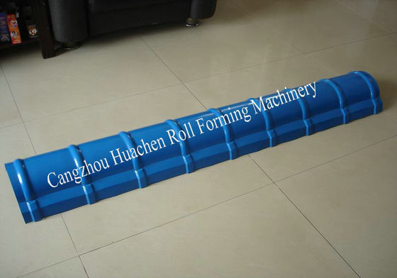 Máquina de Conformação de Telha Cumeeira Automática Personalizada com Motor Principal de 5,5Kw e Controle PLC para Chapa com Espessura de 0,3-0,6mm