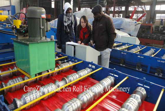 Máquina automática de moldagem de rolos de camada dupla de aço e metal vidrado para fabricação de telhas de espessura 0,3-0,6 mm