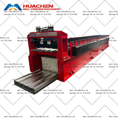 18 estações de rolos motor de cadeia arcada Roof Roll Forming Machine para operação suave
