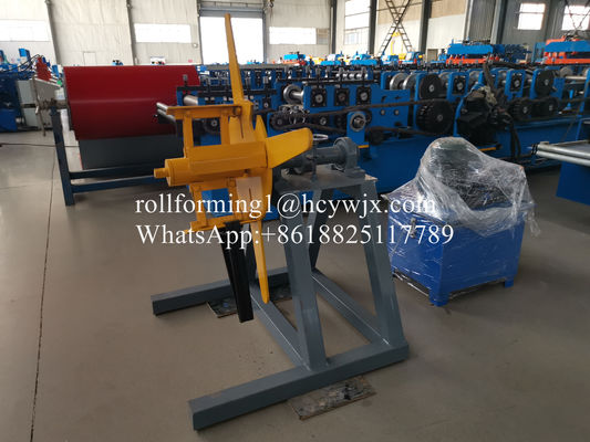 Pare de não cortar o parafuso prisioneiro da seção de U que forma a máquina para a espessura de 0.3mm